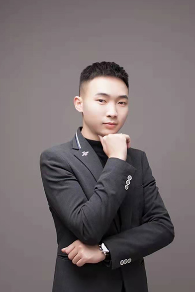 余江濤  資深設(shè)計(jì)師